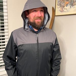 COLUMBIA WATERPROOF Men’s M Rain Jacket + Packable - only 4.6oz!